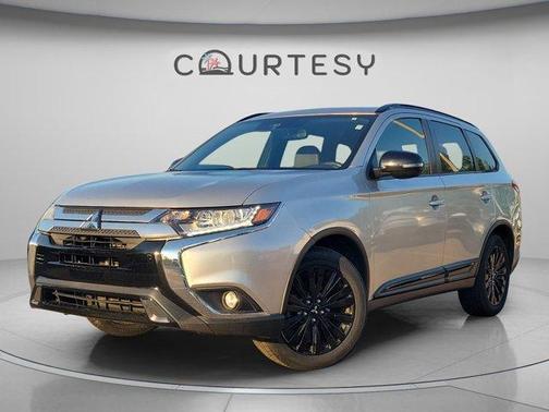 Mercury Gray Metallic 2020 Mitsubishi Outlander SEL
