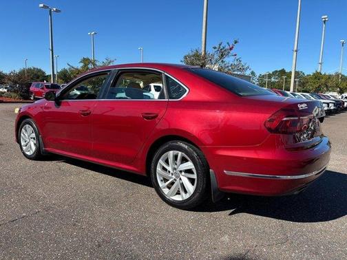 2018 Volkswagen Passat 2.0T SE