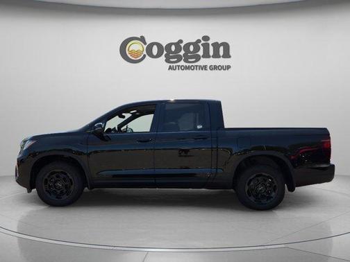 Crystal Black Pearl 2026 Honda Ridgeline TrailSport+
