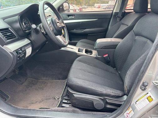 2010 Subaru Outback 2.5i