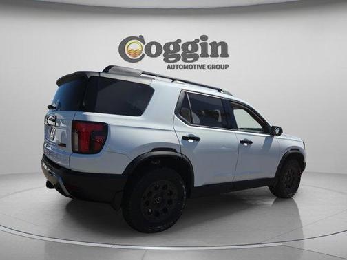 Platinum White Pearl 2026 Honda Passport TrailSport Elite Blackout