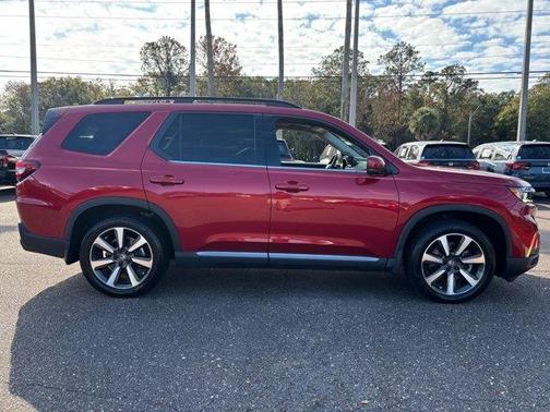 2023 Honda Pilot Touring