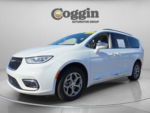 2022 Chrysler Pacifica Limited