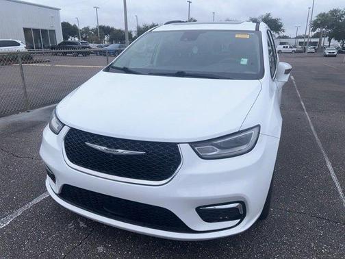 2022 Chrysler Pacifica Limited