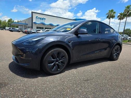 2025 Tesla Model Y Long Range