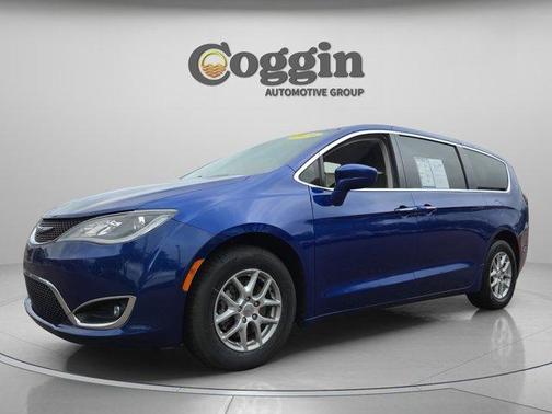 Ocean Blue Metallic 2020 Chrysler Pacifica Touring