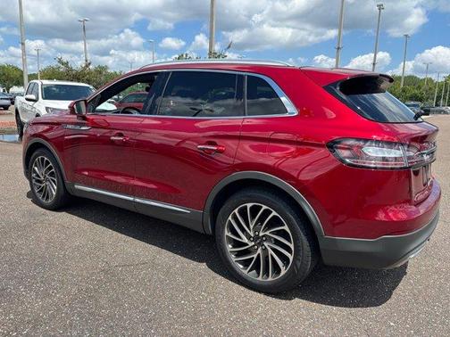 2019 Lincoln Nautilus Reserve