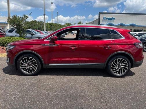 2019 Lincoln Nautilus Reserve