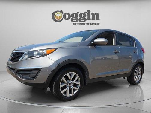 Mineral Silver 2016 Kia Sportage LX