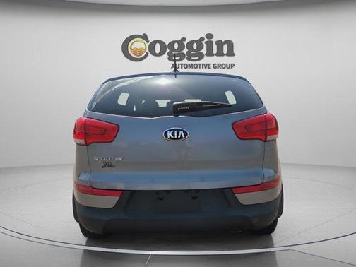 Mineral Silver 2016 Kia Sportage LX