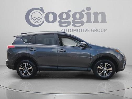 Magnetic Gray Metallic 2018 Toyota RAV4 XLE