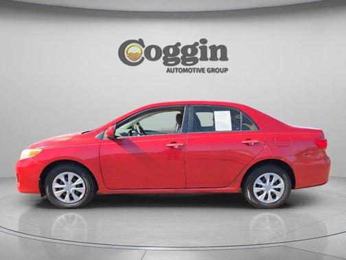 2011 Toyota Corolla LE