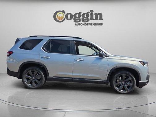 Solar Silver Metallic 2026 Honda Pilot Sport