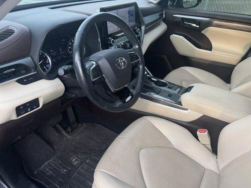 2020 Toyota Highlander Limited