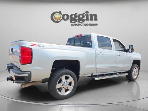 Silver Ice Metallic 2018 Chevrolet Silverado 2500 LTZ