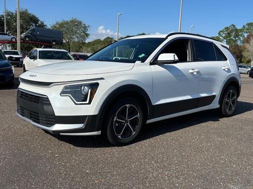 2025 Kia Niro EX