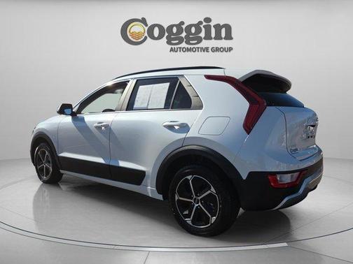 2025 Kia Niro EX