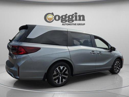 Solar Silver Metallic 2026 Honda Odyssey EX-L