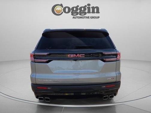 2025 GMC Acadia AT4