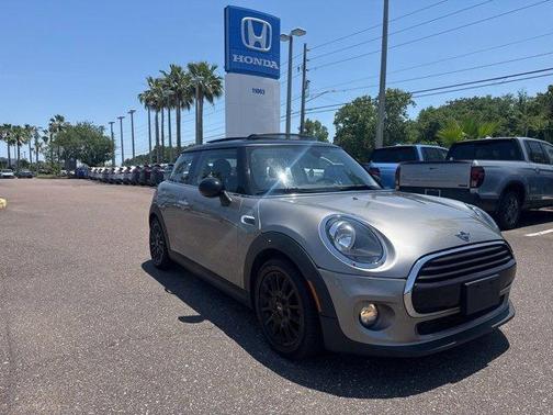 2019 MINI Hardtop Cooper