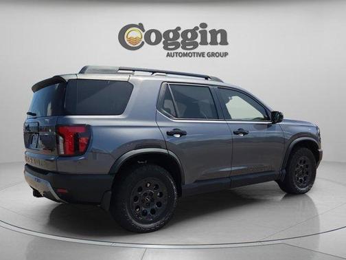 Modern Steel Metallic 2026 Honda Passport TrailSport Blackout