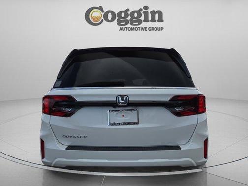 Solar Silver Metallic 2026 Honda Odyssey EX-L