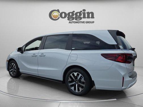 Solar Silver Metallic 2026 Honda Odyssey EX-L