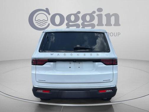 Bright White Clearcoat 2022 Jeep Wagoneer Series II