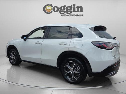 Lunar Silver Metallic 2024 Honda HR-V EX-L