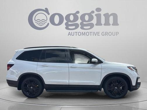 Lunar Silver Metallic 2021 Honda Pilot Black Edition