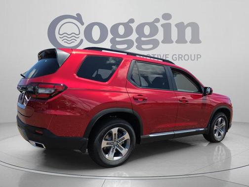 Radiant Red Metallic II 2026 Honda Pilot EX-L