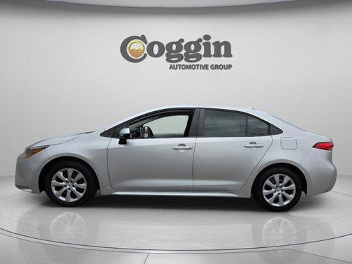 Classic Silver Metallic 2020 Toyota Corolla LE