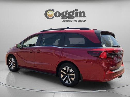 Radiant Red Metallic II 2026 Honda Odyssey EX-L