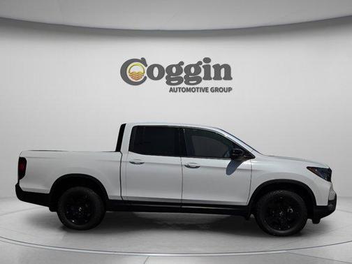 Platinum White Pearl 2026 Honda Ridgeline Black Edition Two-Tone