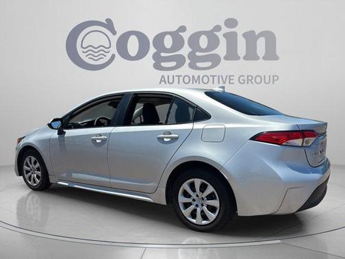 Classic Silver Metallic 2025 Toyota Corolla LE