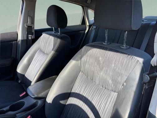 2016 Nissan Sentra SV