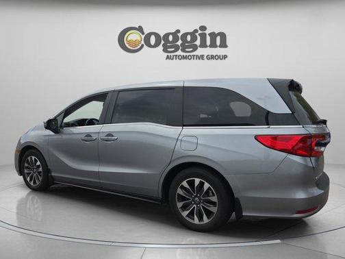 Lunar Silver Metallic 2024 Honda Odyssey EX-L