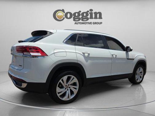 Pure White 2020 Volkswagen Atlas Cross Sport 2.0T SEL