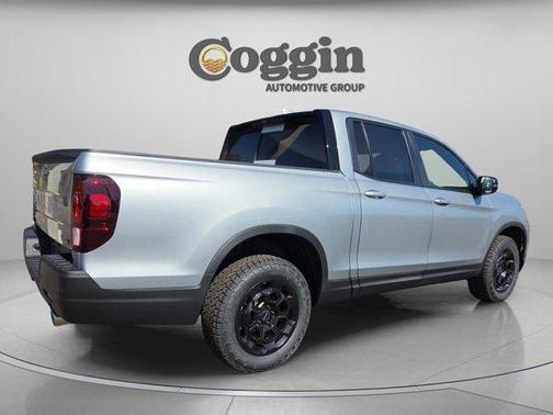 Solar Silver Metallic 2026 Honda Ridgeline TrailSport+