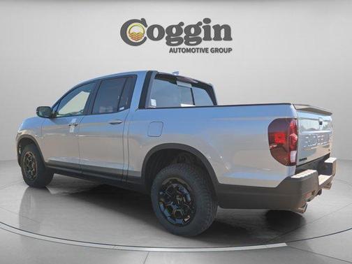 Solar Silver Metallic 2026 Honda Ridgeline TrailSport+