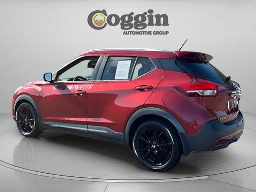 2020 Nissan Kicks SR