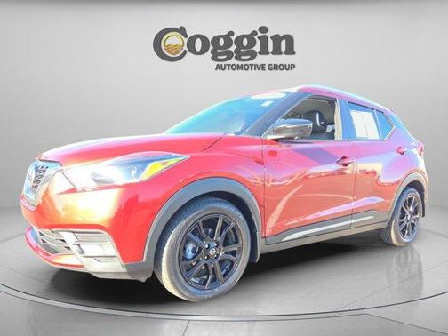 2020 Nissan Kicks SR