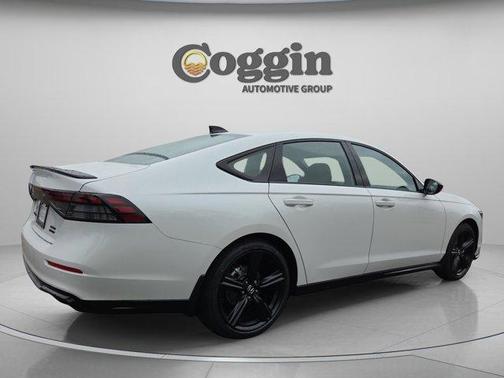Platinum White Pearl 2026 Honda Accord Hybrid Sport-L