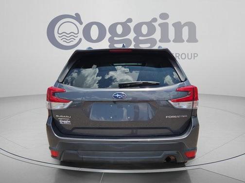 Magnetite Gray Metallic 2021 Subaru Forester Premium