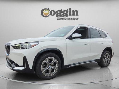 Alpine White 2023 BMW X1 xDrive28i