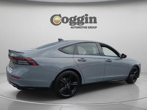 Urban Gray Pearl 2024 Honda Accord Hybrid Sport-L