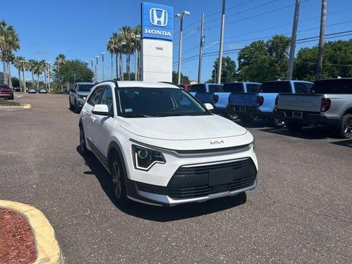 2023 Kia Niro EX