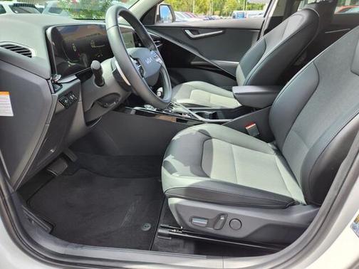 2023 Kia Niro EX