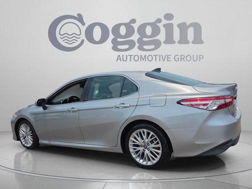 Celestial Silver Metallic 2019 Toyota Camry XLE