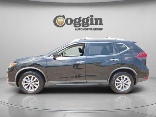 Magnetic Black 2018 Nissan Rogue SV